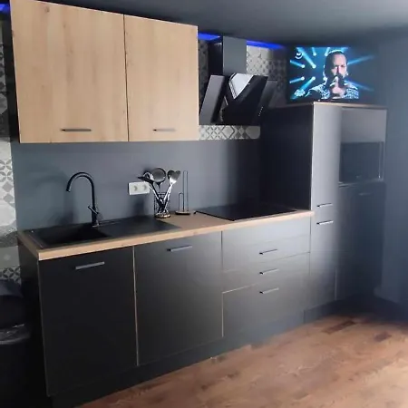 Oda ve Kahvaltı L'aventura 4*